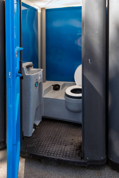 Best Porta potty rental near me  in Yale, MI